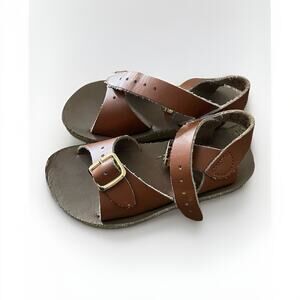 Salt water sandals Sz 7, Sun San Surfer Style, Brown, Brass Buckles,